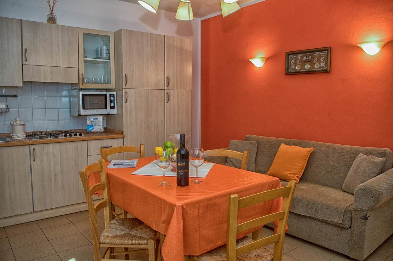 Residence Villa Piani Сан Винченцо Екстериор снимка